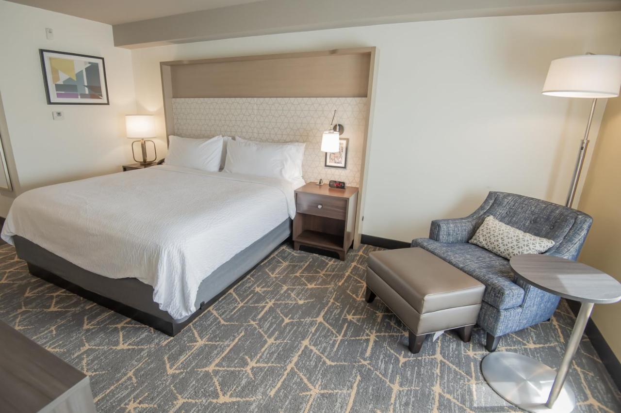 Holiday Inn Oakland Airport By Ihg Exterior photo